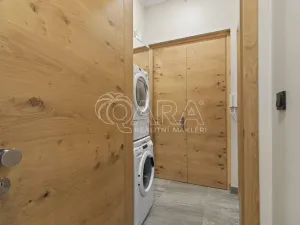 Prodej atypického bytu, Praha - Vinohrady, Mánesova, 45 m2