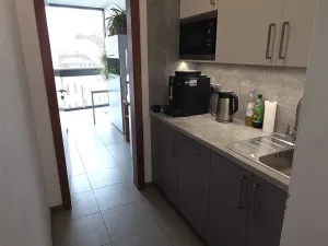 Pronájem kanceláře, Pardubice - Zelené Předměstí, třída Míru, 90 m2