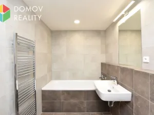 Pronájem bytu 1+kk, Beroun, Nepilova, 39 m2