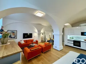 Pronájem bytu 1+kk, Mladá Boleslav, Staroměstské náměstí, 65 m2