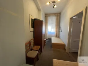 Pronájem bytu 2+1, Karlovy Vary, Pod Jelením skokem, 42 m2