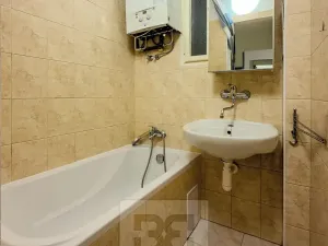 Pronájem bytu 2+kk, Praha - Nusle, Horní, 48 m2