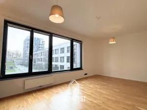 Pronájem bytu 1+kk, Praha - Smíchov, Grafická, 30 m2