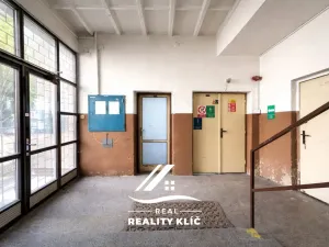 Prodej komerční nemovitosti, Kopřivnice, Obránců míru, 1402 m2