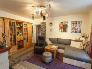 Prodej rodinného domu, Polepy - Okna, 211 m2