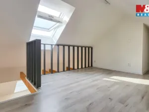 Pronájem bytu 3+kk, Kladno, Komenského, 50 m2