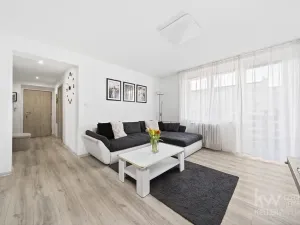 Prodej bytu 3+1, Plzeň, Žitná, 74 m2