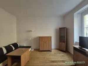 Pronájem bytu 1+1, Praha - Holešovice, Osadní, 38 m2