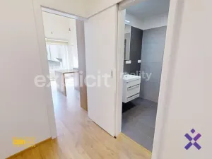 Pronájem bytu 2+kk, Zlín, Hřebíčkova, 42 m2