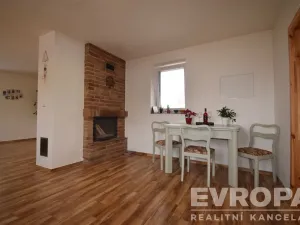 Prodej rodinného domu, Zásmuky - Nesměň, 72 m2