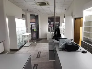 Pronájem obchodního prostoru, Brno - Brno-město, 128 m2