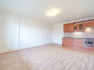 Prodej bytu 1+kk, Holubice - Kozinec, Buková, 40 m2