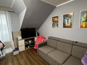 Prodej rodinného domu, Veltrusy, Lomená, 118 m2