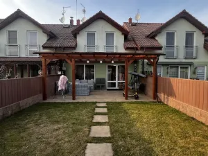 Prodej rodinného domu, Veltrusy, Lomená, 118 m2