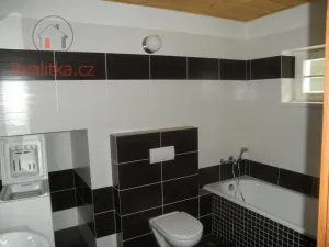 Pronájem bytu 3+kk, Jindřichův Hradec - Jindřichův Hradec I, Liliová, 100 m2