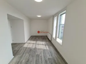 Pronájem bytu 3+1, Teplice - Trnovany, Antonína Sochora, 61 m2