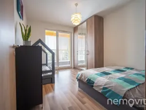 Pronájem bytu 2+kk, Praha - Uhříněves, Oty Bubeníčka, 47 m2