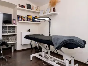 Pronájem obchodního prostoru, Praha - Vinohrady, Korunní, 136 m2