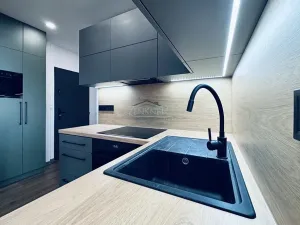 Pronájem bytu 2+kk, Kolín, Nerudova, 34 m2