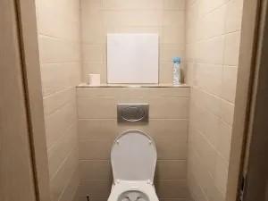 Pronájem bytu 2+kk, Praha - Kobylisy, Frýdlantská, 44 m2