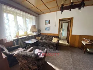 Prodej rodinného domu, Jeviněves, 130 m2