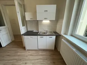 Pronájem bytu 2+1, Praha - Nové Město, Rumunská, 64 m2