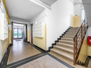 Pronájem bytu 2+kk, Praha - Vršovice, 28. pluku, 48 m2