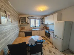 Prodej rodinného domu, Javorník, 195 m2