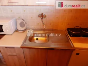 Pronájem bytu 1+kk, Praha - Strašnice, U hranic, 34 m2