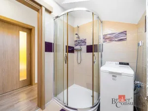 Prodej atypického bytu, Karlovy Vary, Raisova, 121 m2