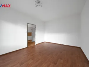 Prodej bytu 1+1, Trutnov - Horní Staré Město, Rozmarýnová, 32 m2