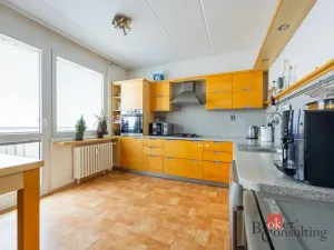 Prodej bytu 3+1, Hradec Králové - Nový Hradec Králové, třída Edvarda Beneše, 98 m2