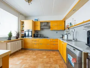 Prodej bytu 3+1, Hradec Králové - Nový Hradec Králové, třída Edvarda Beneše, 98 m2