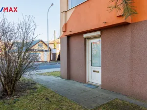 Prodej obchodního prostoru, Karlovy Vary - Rybáře, Konečná, 72 m2