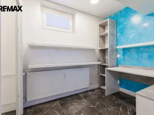 Prodej obchodního prostoru, Karlovy Vary - Rybáře, Konečná, 72 m2