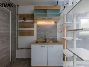 Prodej obchodního prostoru, Karlovy Vary - Rybáře, Konečná, 72 m2