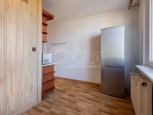 Pronájem bytu 3+1, Praha - Hostivař, Bělinského, 84 m2