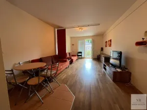 Pronájem bytu 1+kk, Karlovy Vary, Jateční, 39 m2