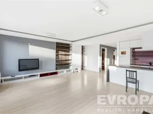 Pronájem bytu 2+kk, Praha, Zakšínská, 80 m2