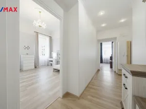 Prodej bytu 3+kk, Karlovy Vary, Koptova, 78 m2
