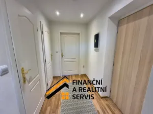 Pronájem atypického bytu, Mladá Boleslav, Husova, 60 m2