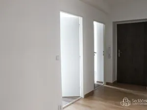 Pronájem bytu 2+1, Sokolov, U Divadla, 58 m2