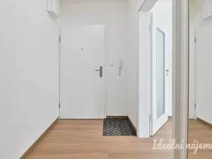 Pronájem bytu 1+kk, Brno, Stejskalova, 31 m2