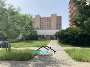 Pronájem obchodního prostoru, Kroměříž, Oskol, 450 m2