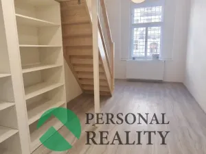 Pronájem bytu 3+kk, Praha - Karlín, Urxova, 67 m2