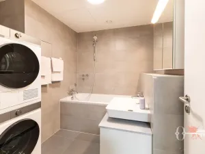 Prodej bytu 3+kk, Praha - Hloubětín, Laponská, 66 m2