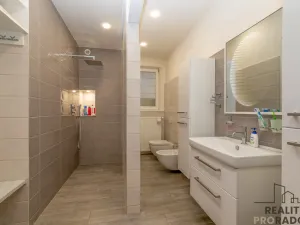 Prodej rodinného domu, Dřevohostice, Náměstí, 108 m2