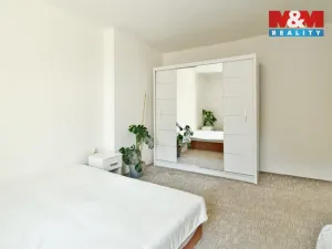 Prodej bytu 1+1, Praha - Letňany, Rýmařovská, 35 m2