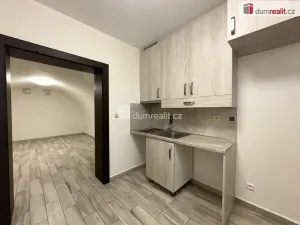 Pronájem bytu 1+1, Mikulov, Zámecká, 30 m2