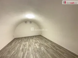 Pronájem bytu 1+1, Mikulov, Zámecká, 30 m2